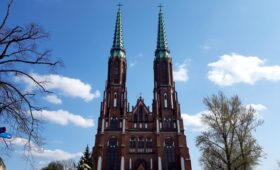what to visit while in warsaw-min